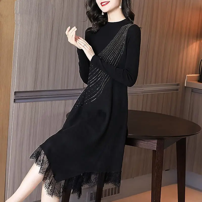 Autumn Winter Black Hepburn Midi Dress Women Korean Vintage Solid Knitted Cotton Sweaters 2024 New Elegant Bodycon Top Sweaters
Autumn Winter Black Hepburn Midi Dress Women Korean Vintage Solid Knitted Cotton Sweaters 2024 New Elegant Bodycon Top Sweaters