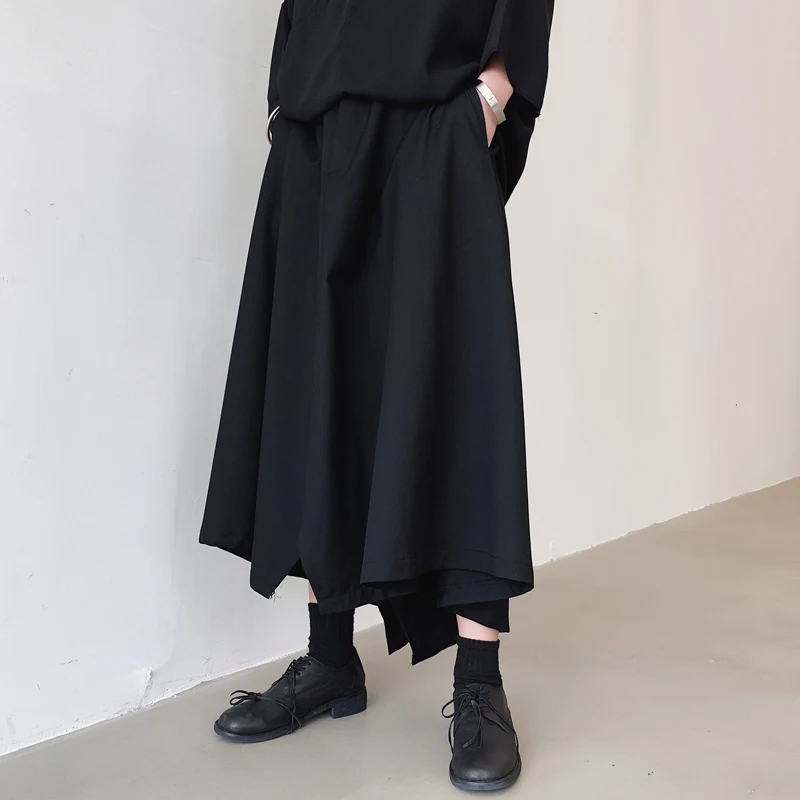 Summer New Men's Pants Black Simple Casual Irregular Design Men's Loose Casual Skirt Pants Men's Fashion Trend
Summer New Men's Pants Black Simple Casual Irregular Design Men's Loose Casual Skirt Pants Men's Fashion Trend