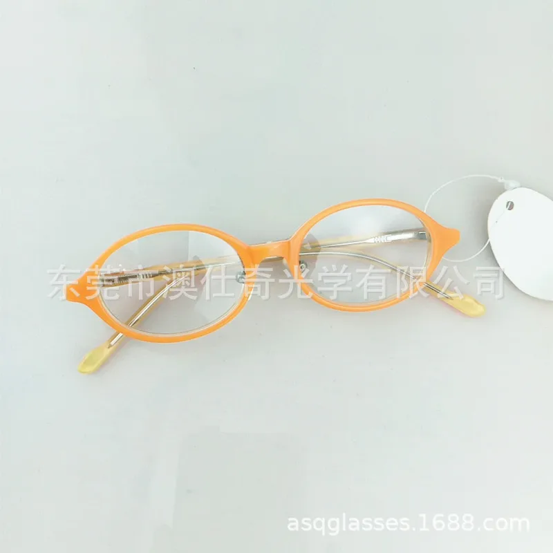 Children Look at Mobile Phone Eyes Youth Glasses Frame Glasses Frame Send Anti-Blue Light Lens Myopia Glasses
Children Look at Mobile Phone Eyes Youth Glasses Frame Glasses Frame Send Anti-Blue Light Lens Myopia Glasses