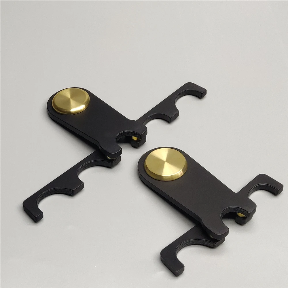 Tiger "Paw" Cue Holder Original holds 3 Cues holds 5 Cues Billiard cues Pool cue Snooker Cue Stick holder Billiard Accessories
Tiger "Paw" Cue Holder Original holds 3 Cues holds 5 Cues Billiard cues Pool cue Snooker Cue Stick holder Billiard Accessories