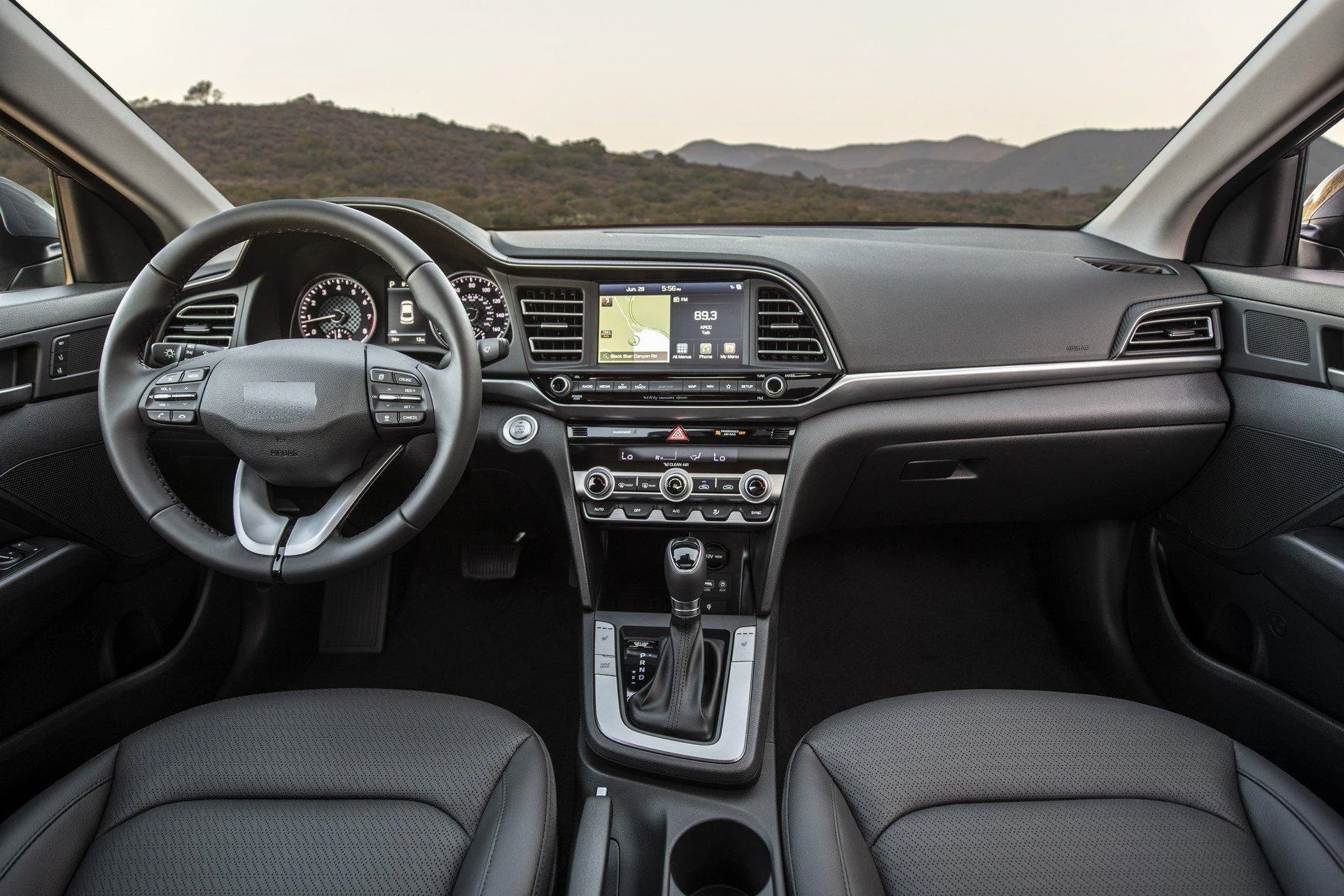 8 core Android 10 автомобильный DVD плеер GPS для HYUNDAI Elantra 2015-2018 128G 4G Оперативная память навигации PX6 CARPLAY DSP
8 core Android 10 автомобильный DVD плеер GPS для HYUNDAI Elantra 2015-2018 128G 4G Оперативная память навигации PX6 CARPLAY DSP