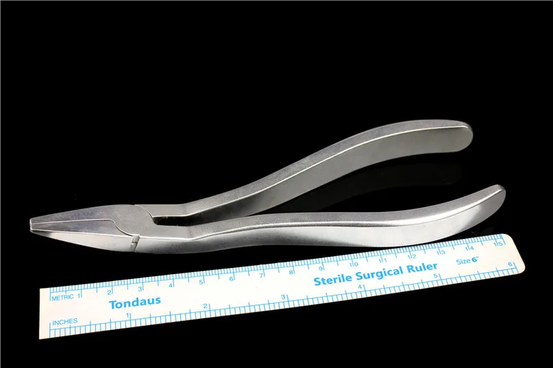 Orthopaedic instruments medical titanium plate bending pliers curved bend device hand foot rib bone plate shaping bender forcep
Orthopaedic instruments medical titanium plate bending pliers curved bend device hand foot rib bone plate shaping bender forcep