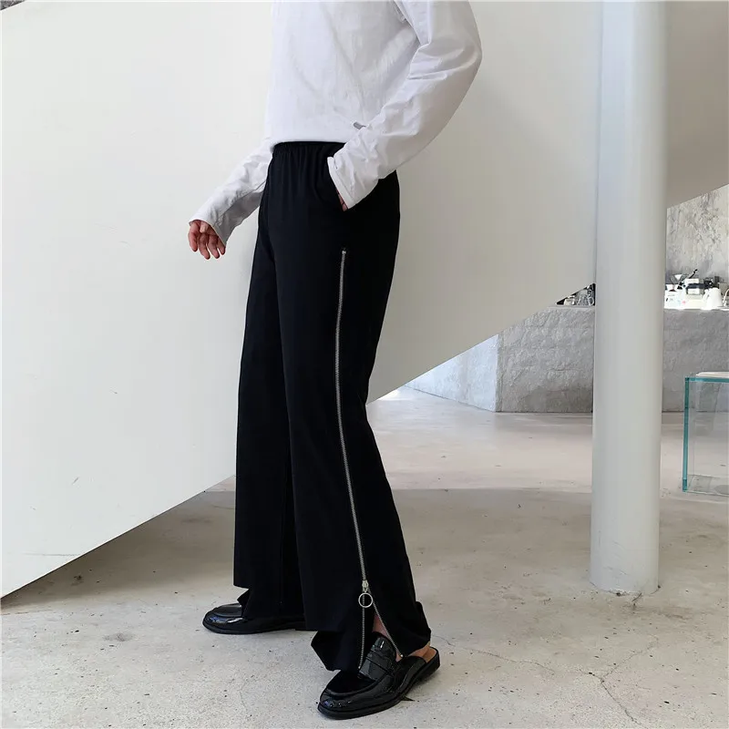 Punk Gothic Vintage Harem Pant Straight Trousers Men Women Side Zipper Loose Streetwear Hip Hop Casual Wide Leg Pants Male
Punk Gothic Vintage Harem Pant Straight Trousers Men Women Side Zipper Loose Streetwear Hip Hop Casual Wide Leg Pants Male