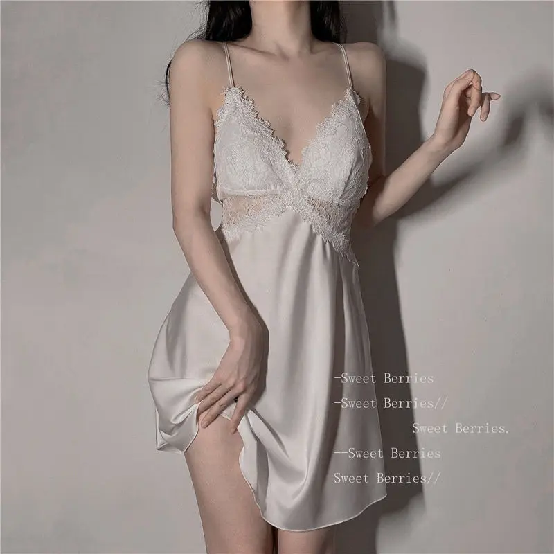 2021 summer new sexy yet elegant pajamas women summer with bra can wear ice thin suspender nightdress women
2021 summer new sexy yet elegant pajamas women summer with bra can wear ice thin suspender nightdress women