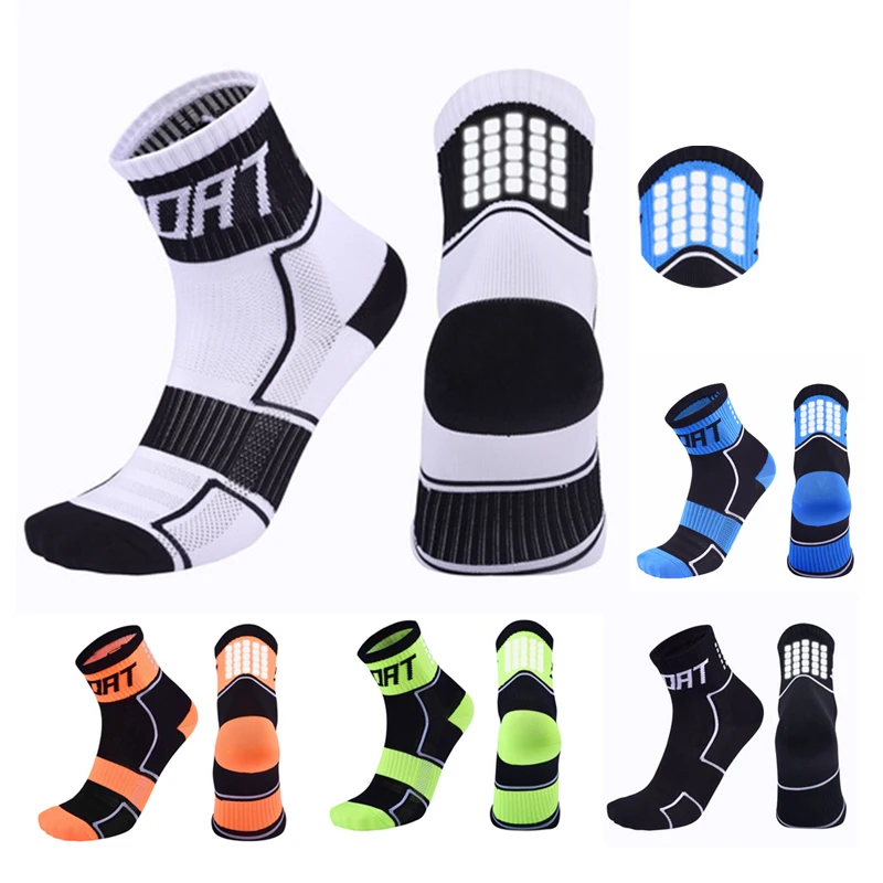 New men Reflective Running Socks Night Cycling Socks Men Breathable Non-slip Sport Sock for Outdoor Basketball Football Bicycle
New men Reflective Running Socks Night Cycling Socks Men Breathable Non-slip Sport Sock for Outdoor Basketball Football Bicycle