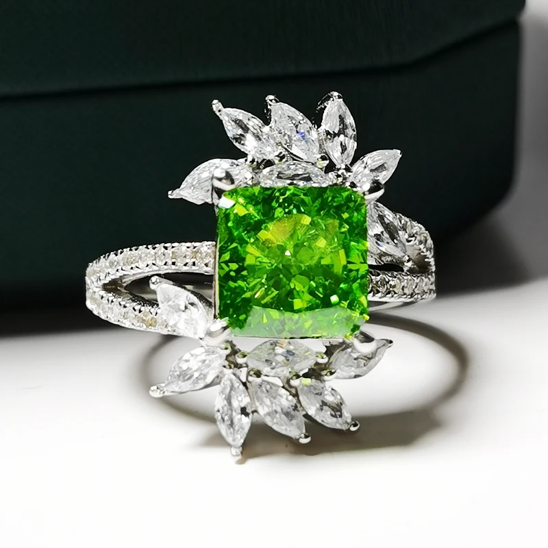 Tsavolite 925 sterling silver women ring round created gemstone synthetic Radiant cut new cut colorgul tourmaline adjustable M11
Tsavolite 925 sterling silver women ring round created gemstone synthetic Radiant cut new cut colorgul tourmaline adjustable M11