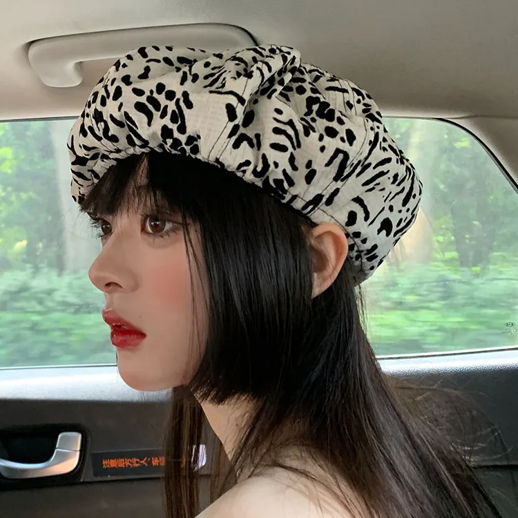 New Cloud Hat Spring and Autumn Retro Octagonal Painter Hat Show Face Little Beret Female Summer Thin Fashion Accessories
New Cloud Hat Spring and Autumn Retro Octagonal Painter Hat Show Face Little Beret Female Summer Thin Fashion Accessories