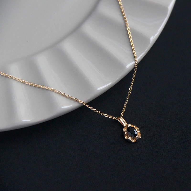 Silvology 925 Sterling Silver Black Zircon Pendant Necklace for Women Elegant French Mini Chic Necklace 2020 Trendy Jewelry Gift
Silvology 925 Sterling Silver Black Zircon Pendant Necklace for Women Elegant French Mini Chic Necklace 2020 Trendy Jewelry Gift