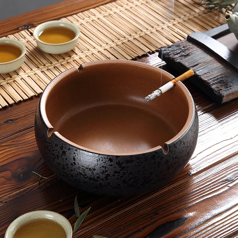 Ceramic ashtray creative office home Chinese style living room coffee table large personality retro ornaments diameter 20 cm
Ceramic ashtray creative office home Chinese style living room coffee table large personality retro ornaments diameter 20 cm