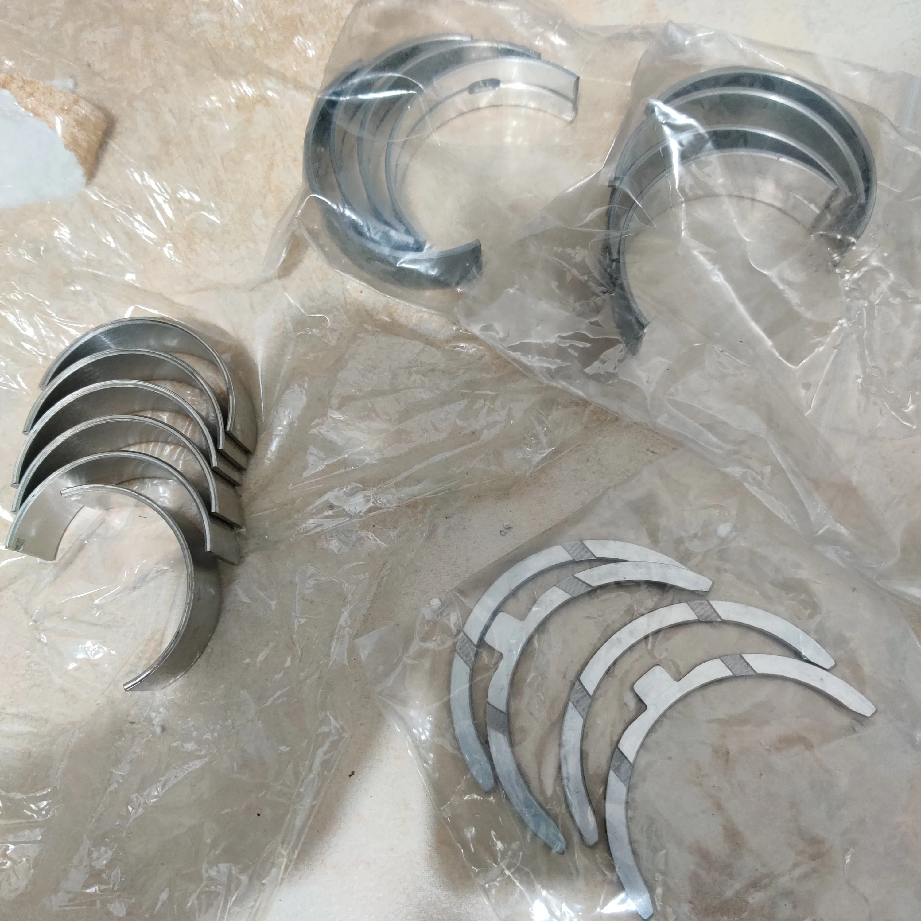 Комплект подшипников Laidong KM385BT, включая главный подшипник, шатунный подшипник, упорные кольца для одного двигателя KM385BT 
Комплект подшипников Laidong KM385BT, включая главный подшипник, шатунный подшипник, упорные кольца для одного двигателя KM385BT