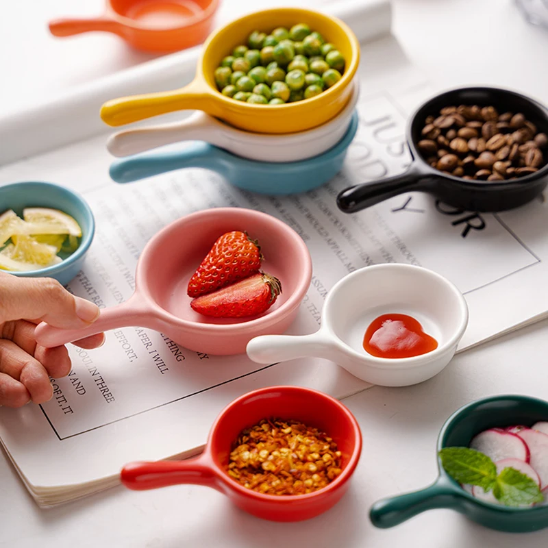 Popular Nordic style household creative ceramic Mini handle saucer underglaze color saucer tomato jam plate
Popular Nordic style household creative ceramic Mini handle saucer underglaze color saucer tomato jam plate