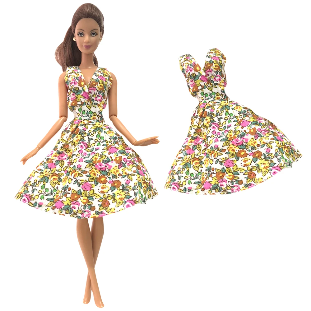 1 Pcs Handmade Doll Clothes 1/6 Doll Floral Print Dress Party Skirt Princess Evening Gown 1/6 BJD Doll Accessories Kids Toy
1 Pcs Handmade Doll Clothes 1/6 Doll Floral Print Dress Party Skirt Princess Evening Gown 1/6 BJD Doll Accessories Kids Toy