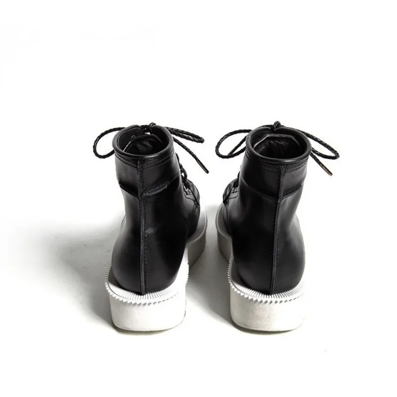 Runway Brand High Men Top Platform Shoes Lace up Med Heels Creeper Ankle Boots Man Casual Sneakers Genuine Leather Shoes
Runway Brand High Men Top Platform Shoes Lace up Med Heels Creeper Ankle Boots Man Casual Sneakers Genuine Leather Shoes