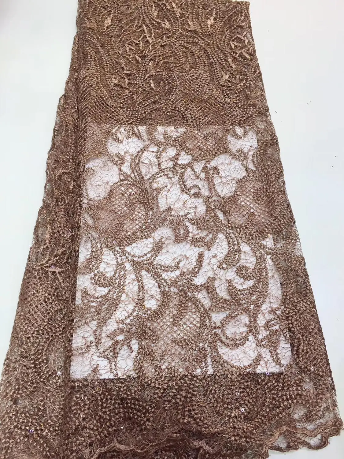 African Laces 2019 Lace Embroidery Lace Fabric Mesh Lace Trim Bridal Lace With Sequins For Nigerian Dresses
African Laces 2019 Lace Embroidery Lace Fabric Mesh Lace Trim Bridal Lace With Sequins For Nigerian Dresses
