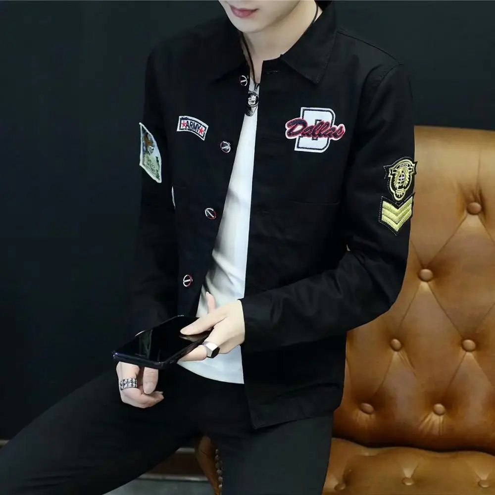 Spring Autumn 2020 Fashion teenagers boys Casual men's shirt embroidery patch thin coat social spirit guy lapel slim jacket male
Spring Autumn 2020 Fashion teenagers boys Casual men's shirt embroidery patch thin coat social spirit guy lapel slim jacket male