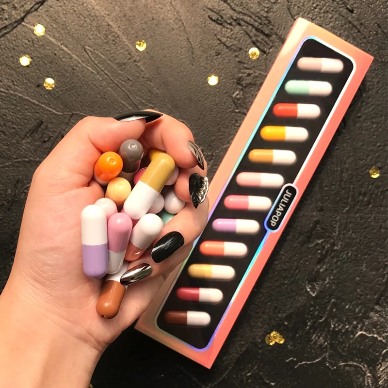 Creative 12Colors Capsule Lipstick Set Lip Gloss Matte Non-stick Cosmetic Waterproof Shining Lip Glass Makeup Lip Glaze TSLM32
Creative 12Colors Capsule Lipstick Set Lip Gloss Matte Non-stick Cosmetic Waterproof Shining Lip Glass Makeup Lip Glaze TSLM32