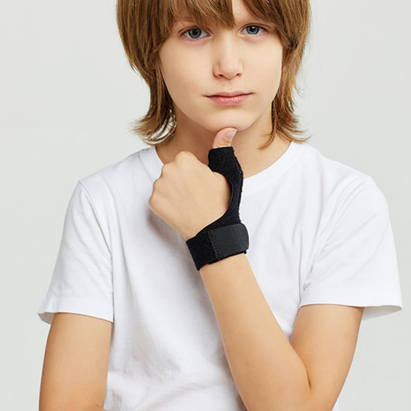 1PCS Adjustable Wrist Thumb Support for 2-13 Years Old Children Kids Carpal Tunnel Hand Guard Protector Spring Steel Wrist Brace
1PCS Adjustable Wrist Thumb Support for 2-13 Years Old Children Kids Carpal Tunnel Hand Guard Protector Spring Steel Wrist Brace