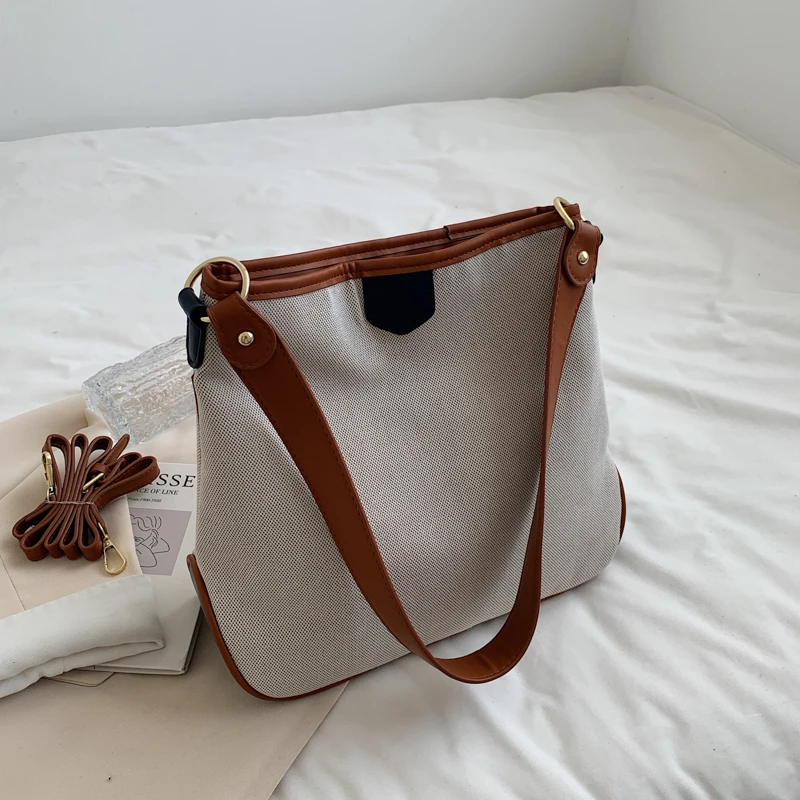 Ladies handbag canvas women's single shoulder bag designer ladies messenger bag 2021 ladies casual bag clutch bag messenger bag
Ladies handbag canvas women's single shoulder bag designer ladies messenger bag 2021 ladies casual bag clutch bag messenger bag