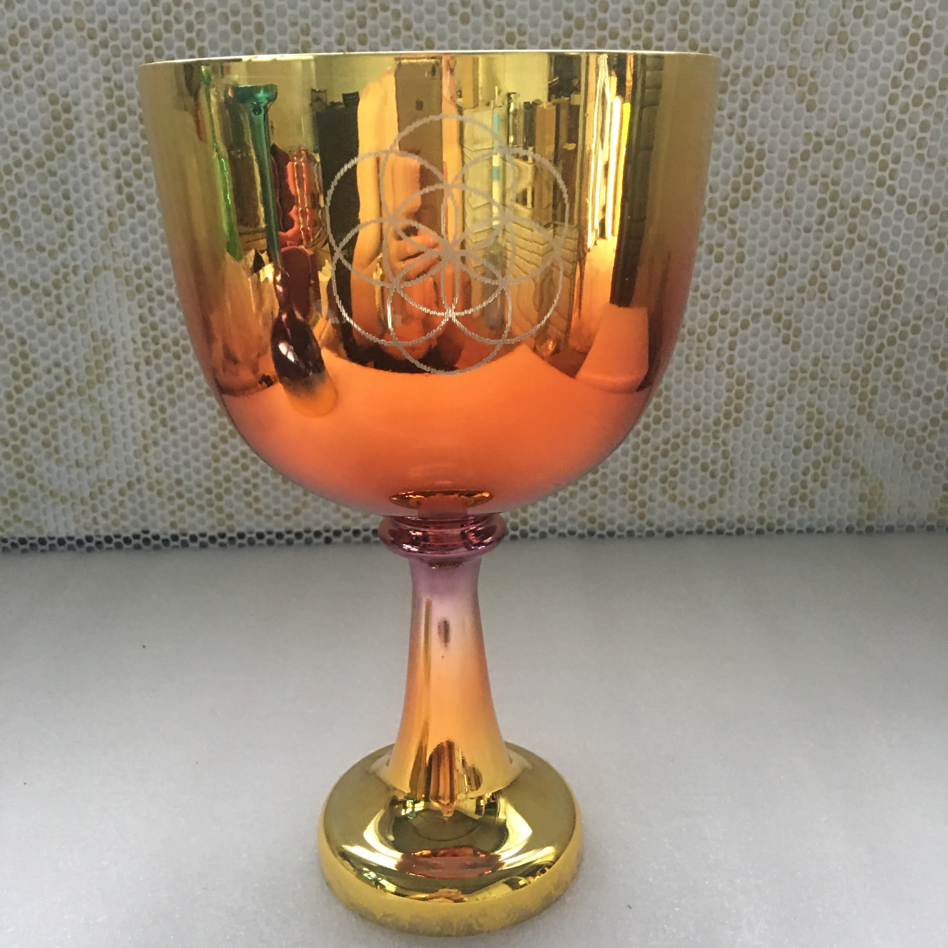 DIY any colored and any engraving image crystal singing chalice & grail 7" Factory customized crystal bowl
DIY any colored and any engraving image crystal singing chalice & grail 7" Factory customized crystal bowl