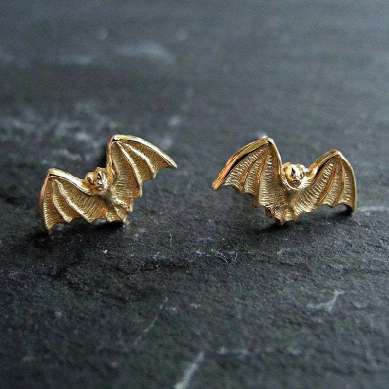 Halloween series vampire bat earrings personality art simple earrings high-end earrings 2021 trend holiday gift jewelry
Halloween series vampire bat earrings personality art simple earrings high-end earrings 2021 trend holiday gift jewelry