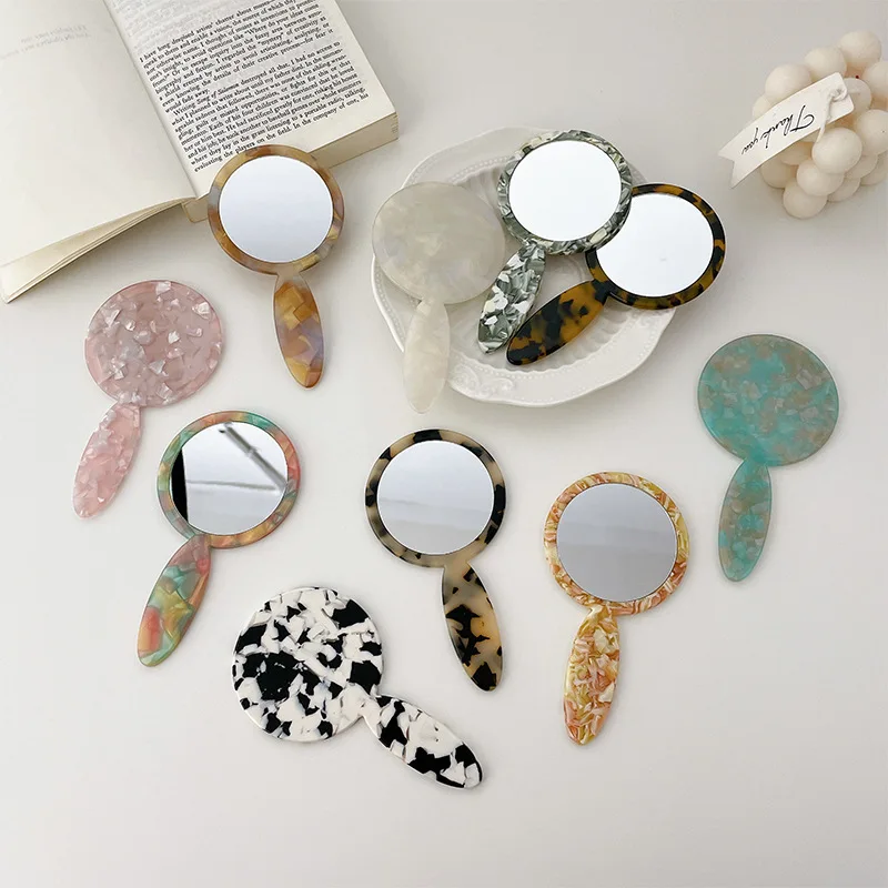 New Autumn Winter Fashion Retro Handheld Makeup Mirror Cute And Sweet Style Acetate Makeup Small Mirror For Girls
New Autumn Winter Fashion Retro Handheld Makeup Mirror Cute And Sweet Style Acetate Makeup Small Mirror For Girls
