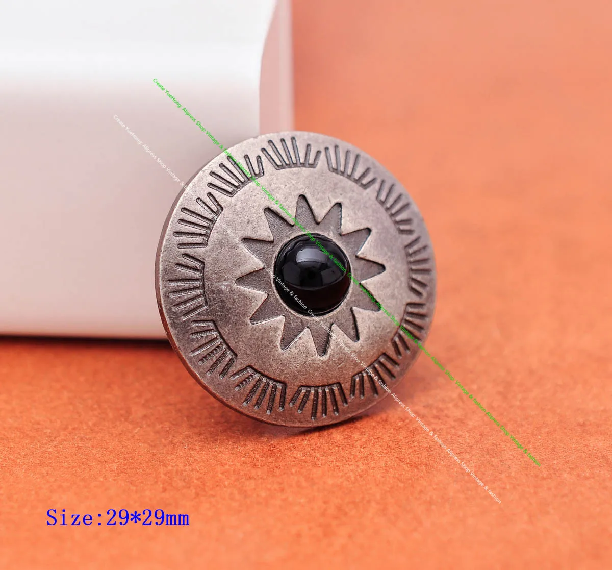 10pcs 29mm Vintage Sun Flower Carved Leathercraft Belt Wallet Accessories Western Saddle Tack Black Bead Concho Screwback
10pcs 29mm Vintage Sun Flower Carved Leathercraft Belt Wallet Accessories Western Saddle Tack Black Bead Concho Screwback