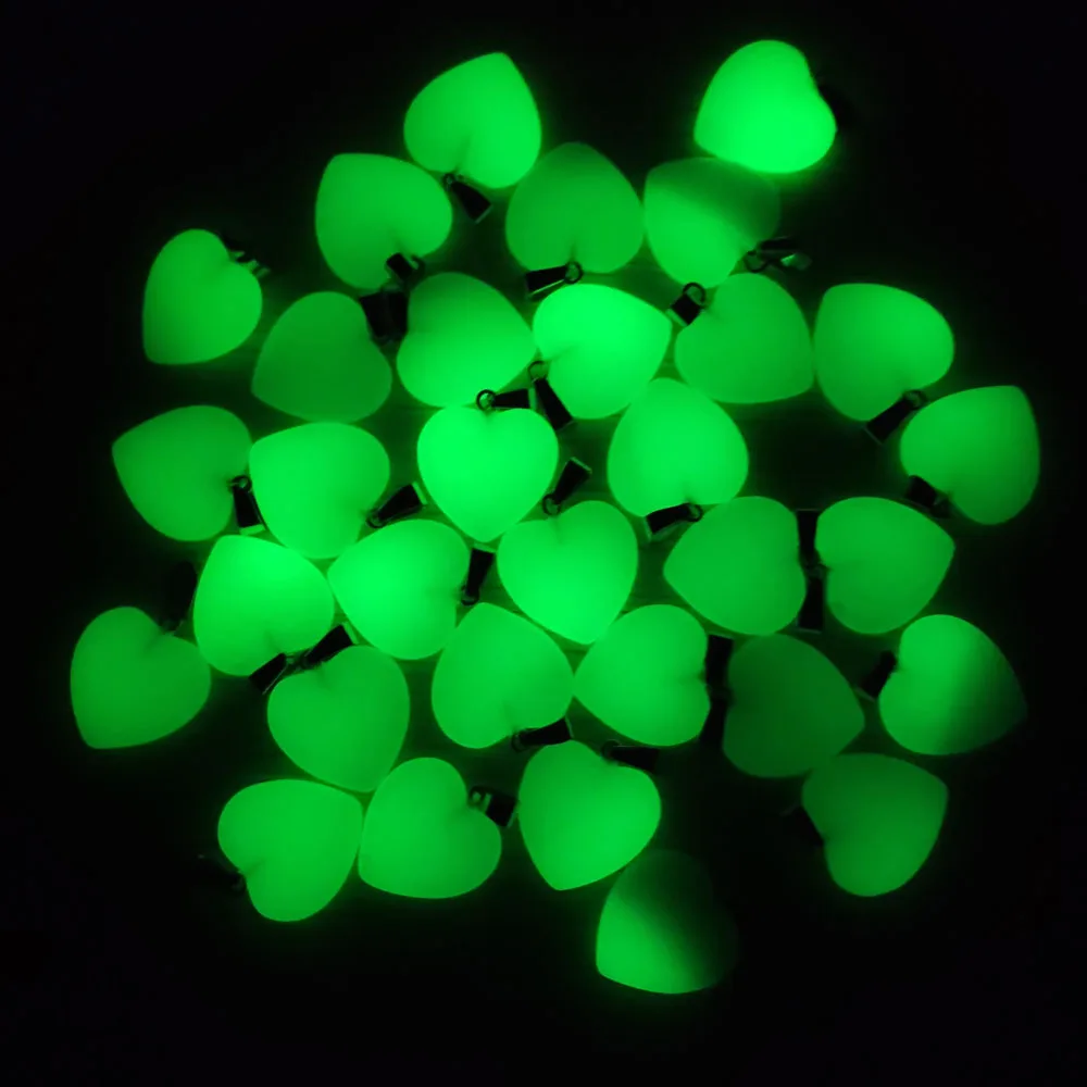 20mm Green luminous stone trendy good quality heart pendants charms for jewelry making 50pcs/lot Wholesale free shipping
20mm Green luminous stone trendy good quality heart pendants charms for jewelry making 50pcs/lot Wholesale free shipping
