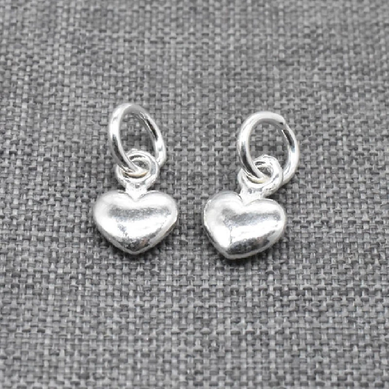 4pcs of 925 Sterling Silver Small Heart Charms 2-sided for Bracelet Necklace
4pcs of 925 Sterling Silver Small Heart Charms 2-sided for Bracelet Necklace