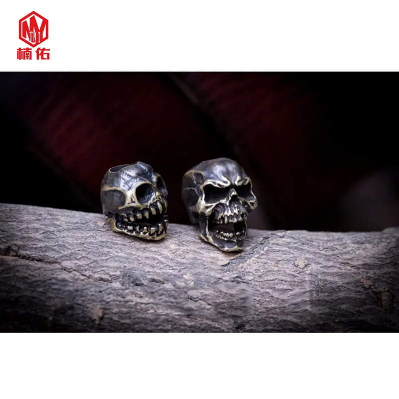 Original Dark Skull Handmade Brass Knife Beads Paracord Pendant Outdoor EDC Tool Personality Pendant
Original Dark Skull Handmade Brass Knife Beads Paracord Pendant Outdoor EDC Tool Personality Pendant