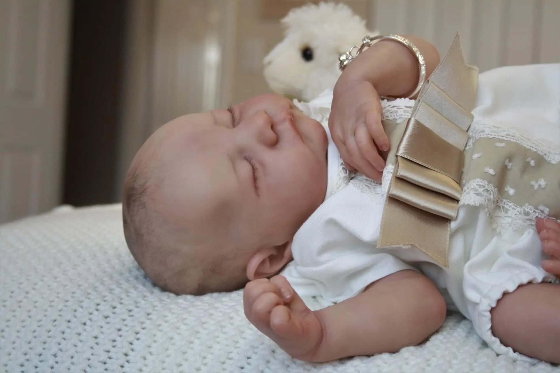 Кукла-младенец Bebes reborn, Levi Premie, малыш, новорожденный мальчик, ручная работа, волосы, Реалистичная ручная роспись мальчика, Реалистичная мягкая на ощупь
Кукла-младенец Bebes reborn, Levi Premie, малыш, новорожденный мальчик, ручная работа, волосы, Реалистичная ручная роспись мальчика, Реалистичная мягкая на ощупь