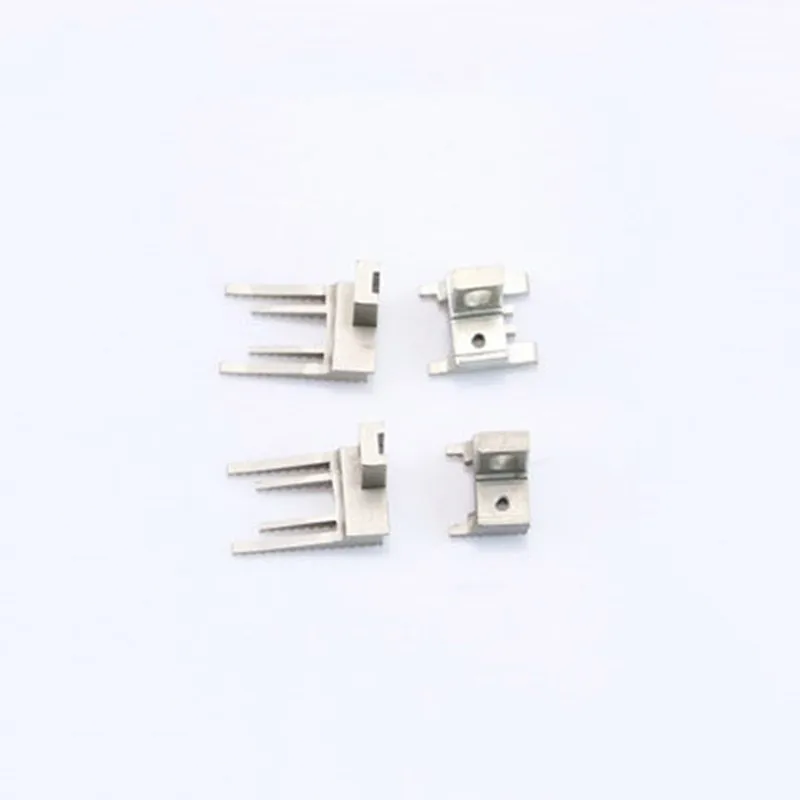 Sewing machine four needle six thread teeth curved arm sewing machine single cutting teeth double cutting teeth 68095 68096
Sewing machine four needle six thread teeth curved arm sewing machine single cutting teeth double cutting teeth 68095 68096