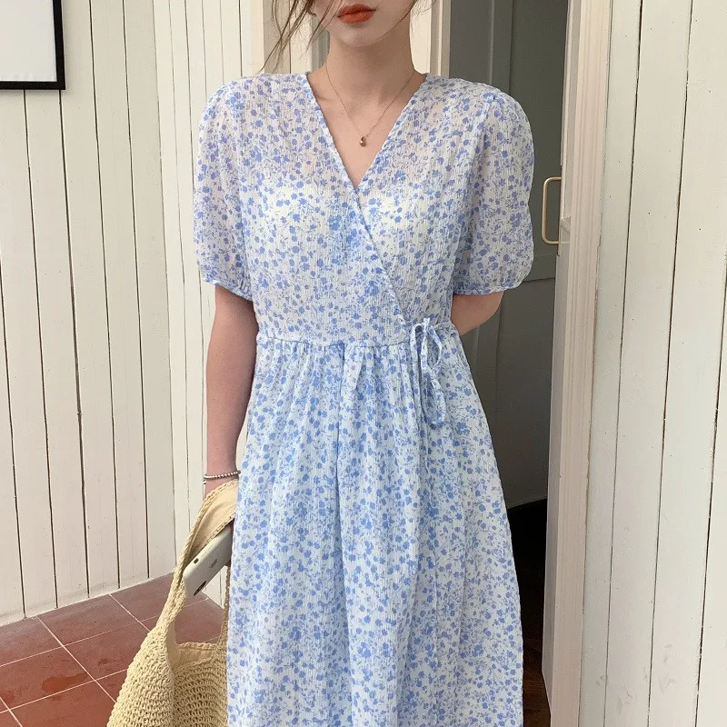 Women's Vintage Prairie Chic Style Dress Floral Printed V-Neck Short Puff Sleeves Women Loose A-Line Long Dresses Summer 2021
Women's Vintage Prairie Chic Style Dress Floral Printed V-Neck Short Puff Sleeves Women Loose A-Line Long Dresses Summer 2021