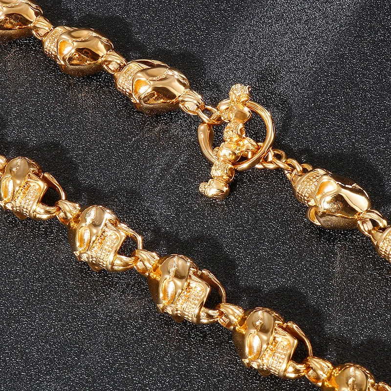 European and American fashion trend stainless steel chain punk personality domineering titanium steel gold skull men's necklace
European and American fashion trend stainless steel chain punk personality domineering titanium steel gold skull men's necklace