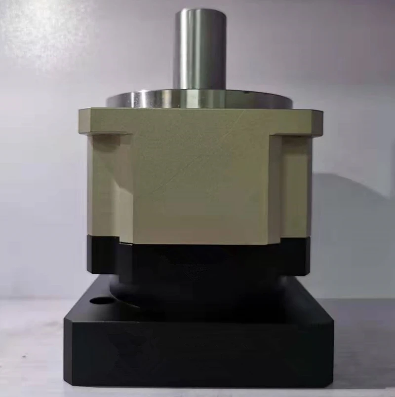 Helical gear planetary gearbox reducer 3 arcmin Ratio 3:1 to 10:1 for 130mm 1kw 2kw AC servo motor input shaft 24mm
Helical gear planetary gearbox reducer 3 arcmin Ratio 3:1 to 10:1 for 130mm 1kw 2kw AC servo motor input shaft 24mm