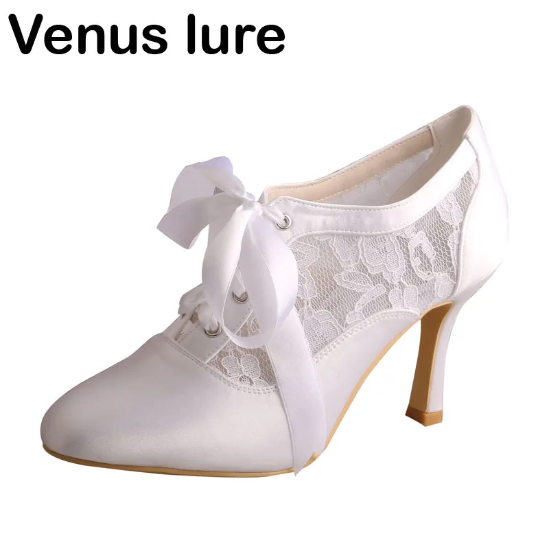 Custom Handmade White Ankle Boots Women Heeled Ribbon Tie Wedding Bridal Boots 9CM
Custom Handmade White Ankle Boots Women Heeled Ribbon Tie Wedding Bridal Boots 9CM