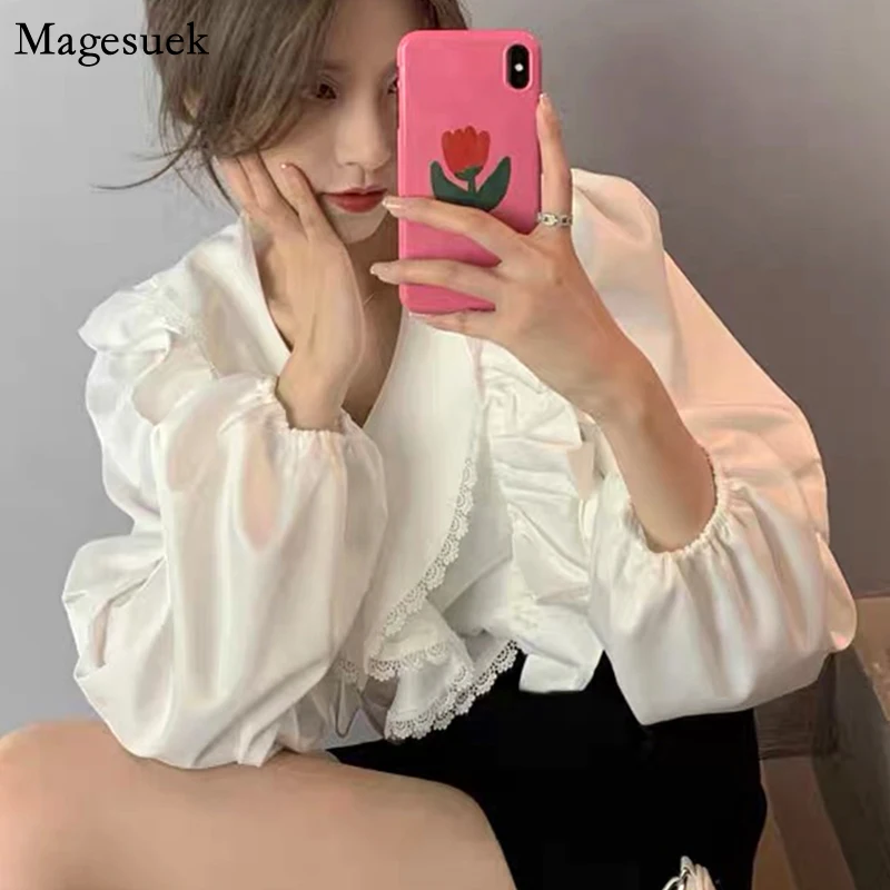 Loose V Neck White Women Shirt Long Sleeve Cotton Women Ruffled Blouse Fashion New Sweet Elegant Lady Tops Blusas Mujer 17089
Loose V Neck White Women Shirt Long Sleeve Cotton Women Ruffled Blouse Fashion New Sweet Elegant Lady Tops Blusas Mujer 17089