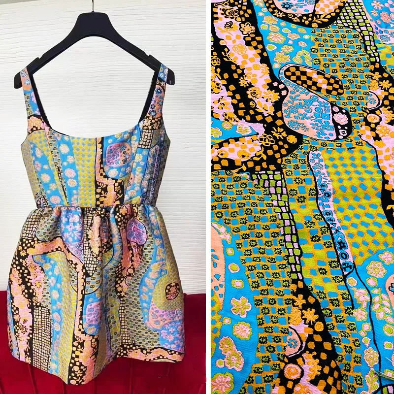 European brand new flower type autumn and winter thick color cashew small flower jacquard brocade clothing handmade DIY fabric
European brand new flower type autumn and winter thick color cashew small flower jacquard brocade clothing handmade DIY fabric