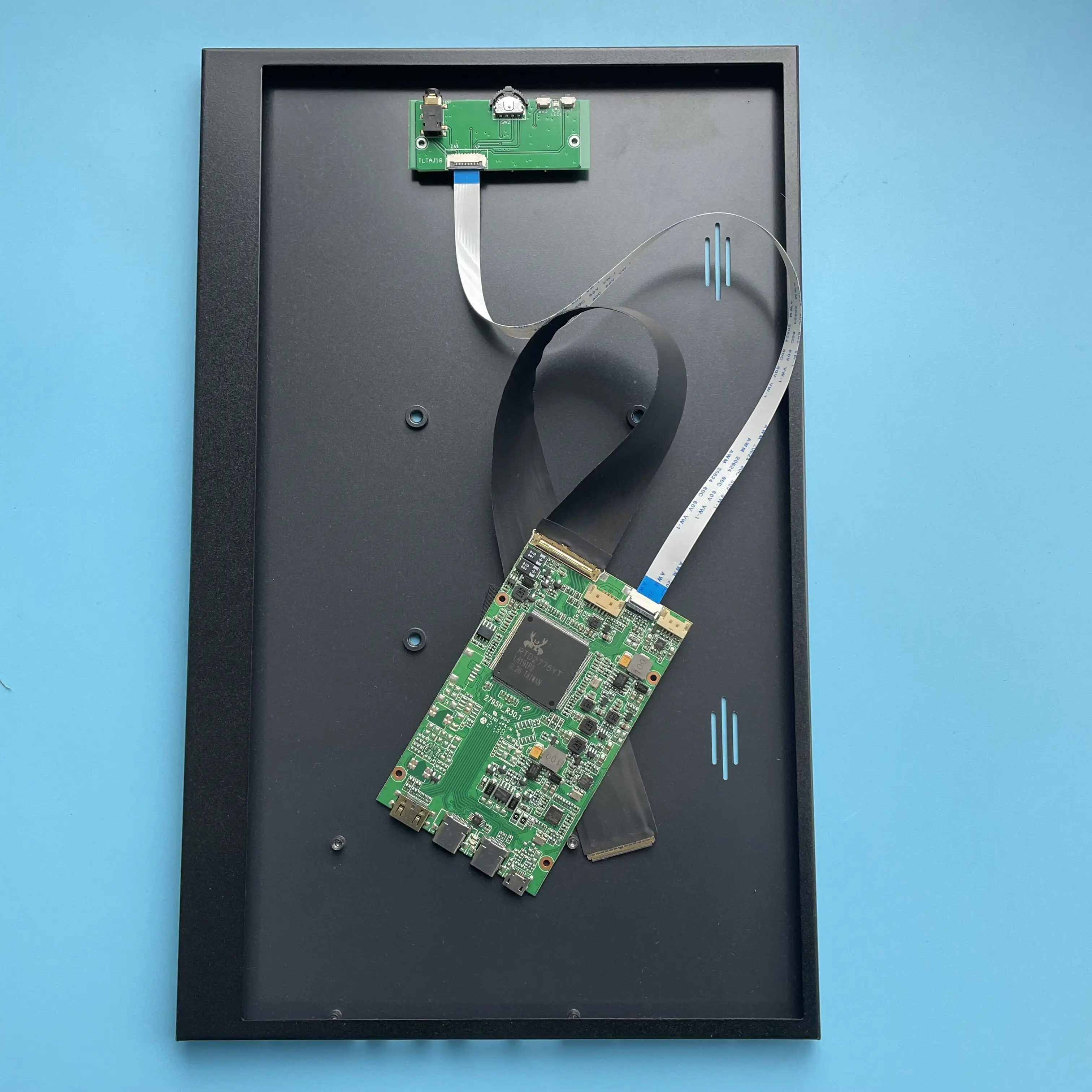 Compatible screen panel case Metal alloy box cover 13.3 14 15.6 17.3 for 4K LCD driver board HDMI type-C EDP and panel
Compatible screen panel case Metal alloy box cover 13.3 14 15.6 17.3 for 4K LCD driver board HDMI type-C EDP and panel