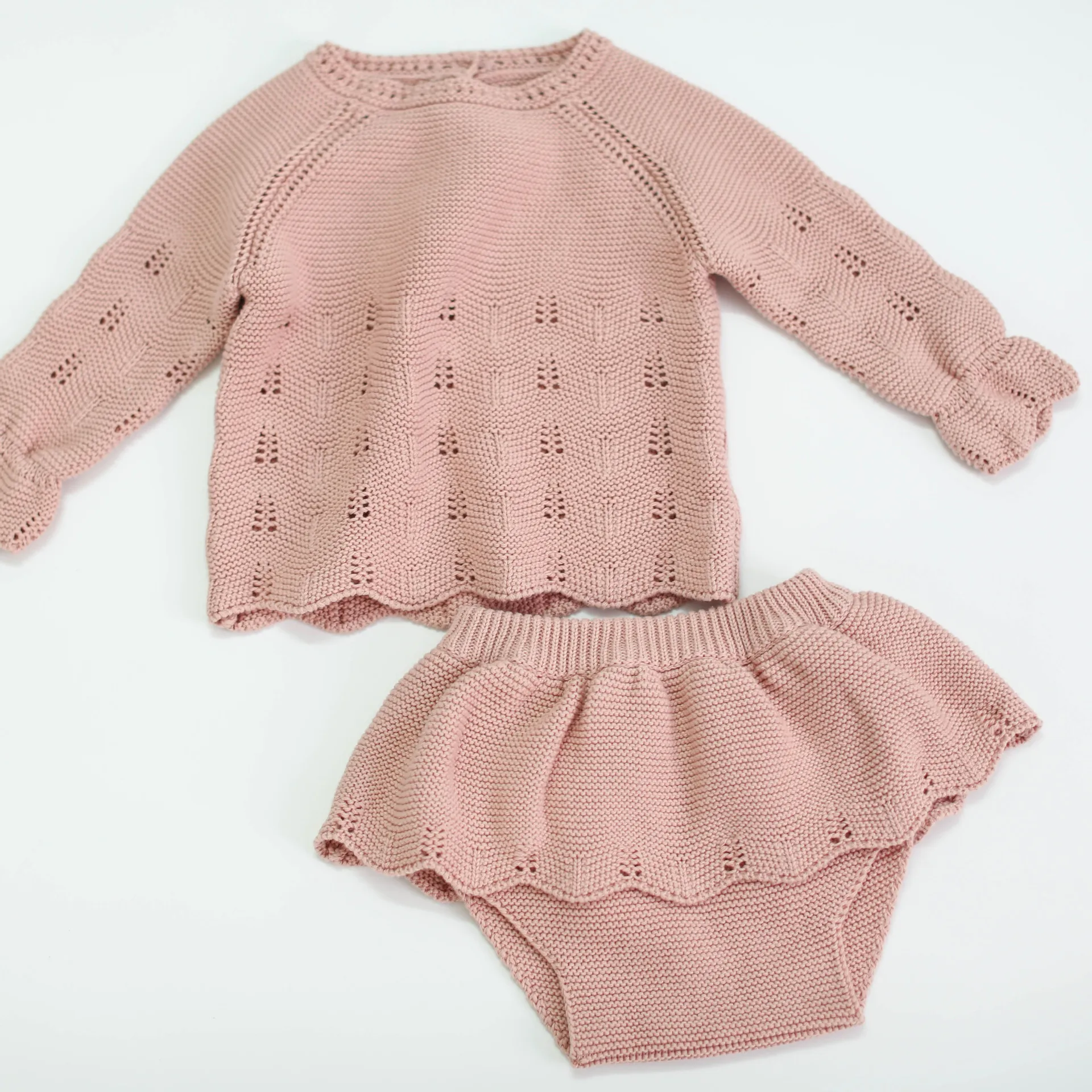 2024 New Pattern Baby Jumpsuit Girl Spring And Autumn Sweater Print Jacket + Lotus leaf Edge Jumpsuit Two Piece Suit Clothing
2024 New Pattern Baby Jumpsuit Girl Spring And Autumn Sweater Print Jacket + Lotus leaf Edge Jumpsuit Two Piece Suit Clothing