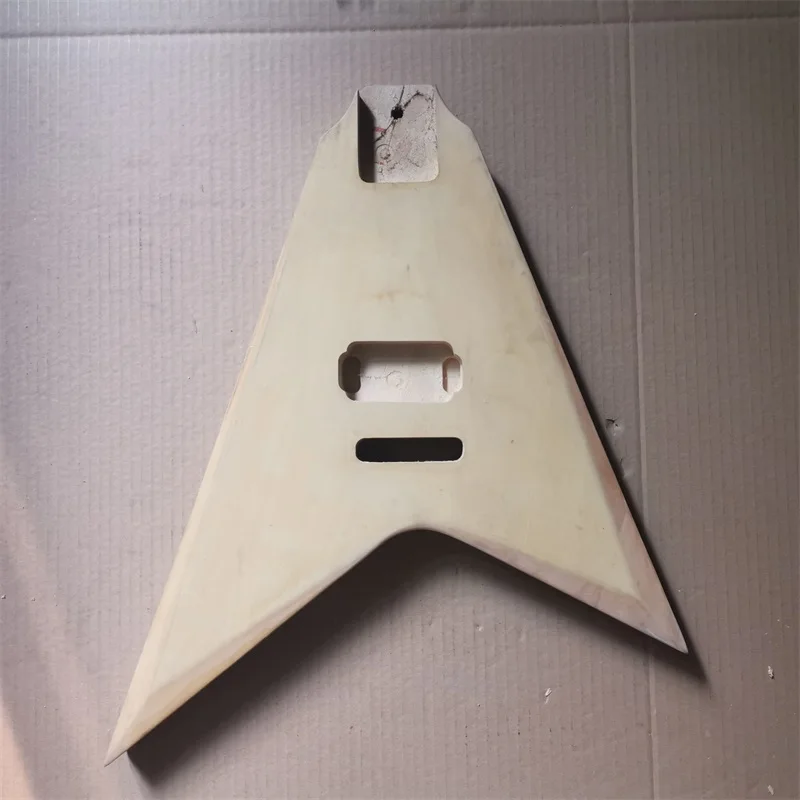 JNTM Custom guitar factory / DIY guitar kit / DIY Electric guitar body (439)
JNTM Custom guitar factory / DIY guitar kit / DIY Electric guitar body (439)