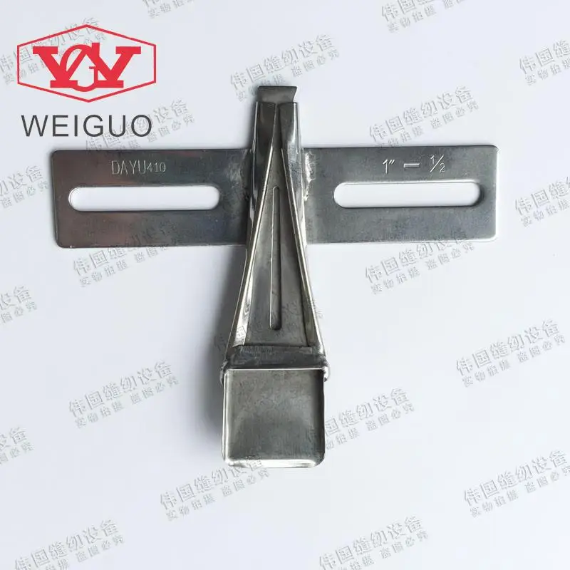 Sewing Mchine Parts Daewoo DAYU410 pull cylinder double needle cylinder system with anti ear tape wrapping anti car ear tube
Sewing Mchine Parts Daewoo DAYU410 pull cylinder double needle cylinder system with anti ear tape wrapping anti car ear tube