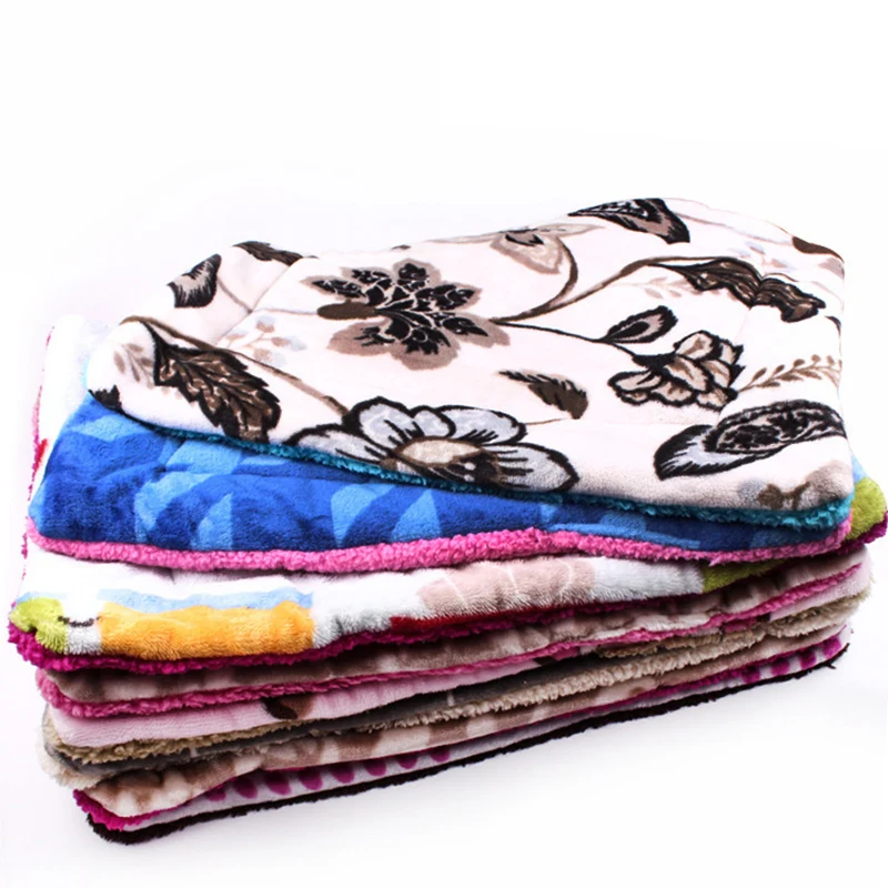 Soft Dog Blanket Flannel Warm Pet Sleeping Bed Random Color Mat Winter Cat Cushion House Pet Accessories Winter Dog Bed Lair
Soft Dog Blanket Flannel Warm Pet Sleeping Bed Random Color Mat Winter Cat Cushion House Pet Accessories Winter Dog Bed Lair