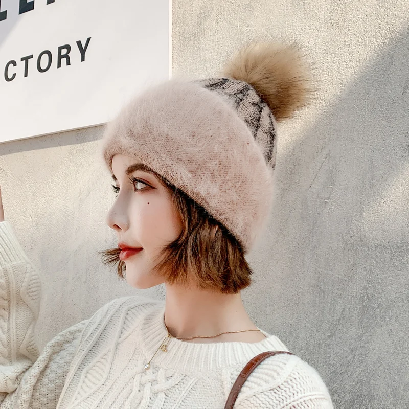 Cold Autumn Winter Female Outdoor Keep Warm Hat Hairball Rabbit Fur Knit Thick Fashion Casual Cap
Cold Autumn Winter Female Outdoor Keep Warm Hat Hairball Rabbit Fur Knit Thick Fashion Casual Cap