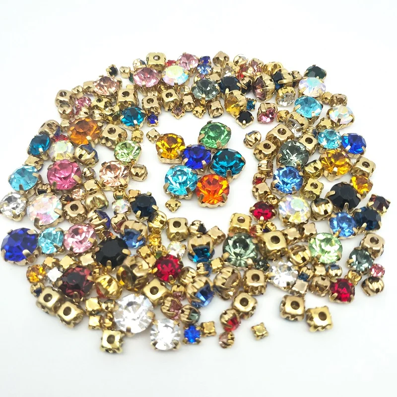 Mix color Claw drill shape size Glass Crystal sew on rhinestones with Gold claw Diy wedding dress decoration
Mix color Claw drill shape size Glass Crystal sew on rhinestones with Gold claw Diy wedding dress decoration