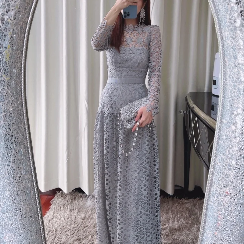 Autumn Winter Clothes Fashion Evening Prom Dress Party Night Flower Embroidery A Line Long Sleeve Hollow Out Summer Dress Women
Autumn Winter Clothes Fashion Evening Prom Dress Party Night Flower Embroidery A Line Long Sleeve Hollow Out Summer Dress Women