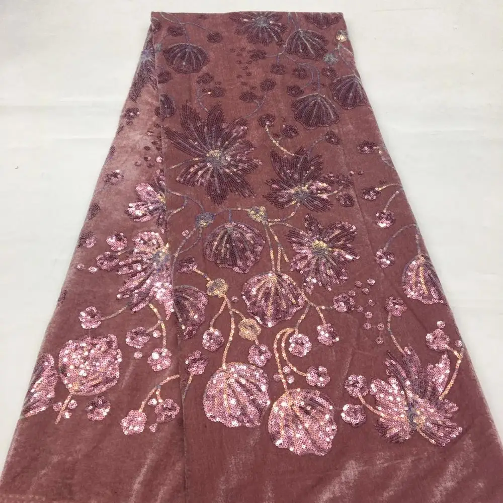 New arrival African Velvet Lace Fabric With Sequins Nigerian French Lace Fabrics 2020 High Quality For Women Dress ML8872
New arrival African Velvet Lace Fabric With Sequins Nigerian French Lace Fabrics 2020 High Quality For Women Dress ML8872