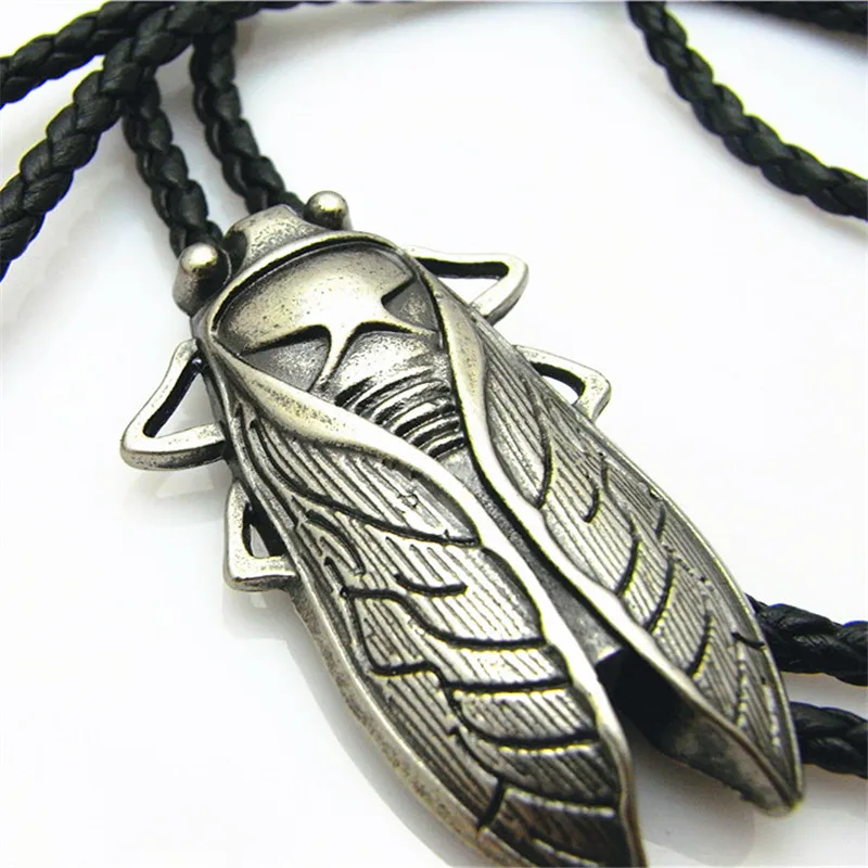 New Retro Shirt Chain Bicolor Knows Poirot Rope Leather Necklace Long tie Pendant
New Retro Shirt Chain Bicolor Knows Poirot Rope Leather Necklace Long tie Pendant