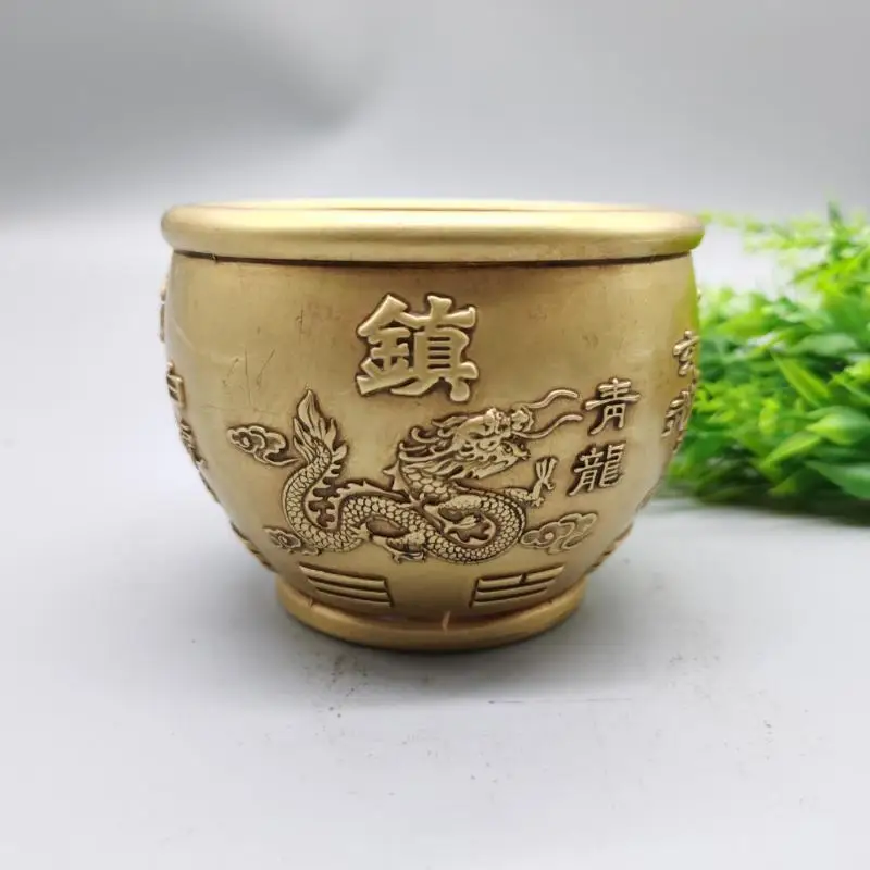Chinese Collectibles Brass Copper carving Four beasts Small water fish Tank Home decor Metal crafts Flowerpot Ornaments
Chinese Collectibles Brass Copper carving Four beasts Small water fish Tank Home decor Metal crafts Flowerpot Ornaments