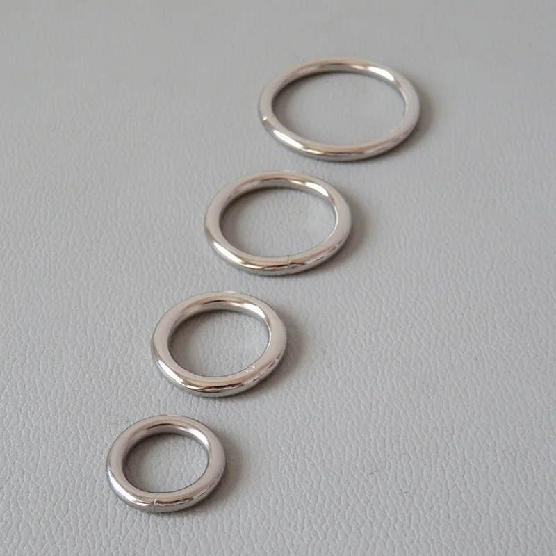 100Pcs Wholesale Metal Welded O Rings Buckle 15mm 20mm 25mm 32mm For Bag Pet Dog Harness Clasp Hardware Belt Loop Good Qulity
100Pcs Wholesale Metal Welded O Rings Buckle 15mm 20mm 25mm 32mm For Bag Pet Dog Harness Clasp Hardware Belt Loop Good Qulity