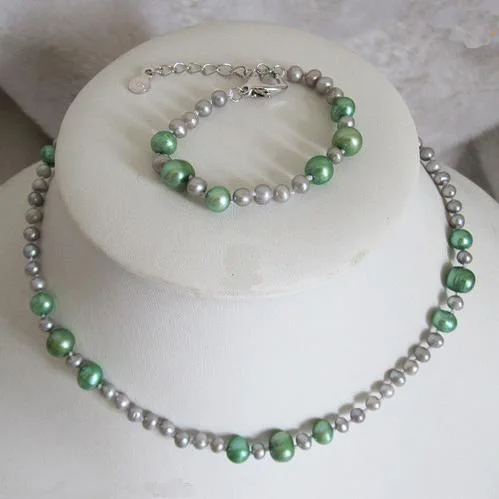 New Unique Pearls Jewellery Hot sale Natural Freshwater Pearl Necklace Bracelet Fine Jewelry Set Green Color Baby Girl Gift
New Unique Pearls Jewellery Hot sale Natural Freshwater Pearl Necklace Bracelet Fine Jewelry Set Green Color Baby Girl Gift